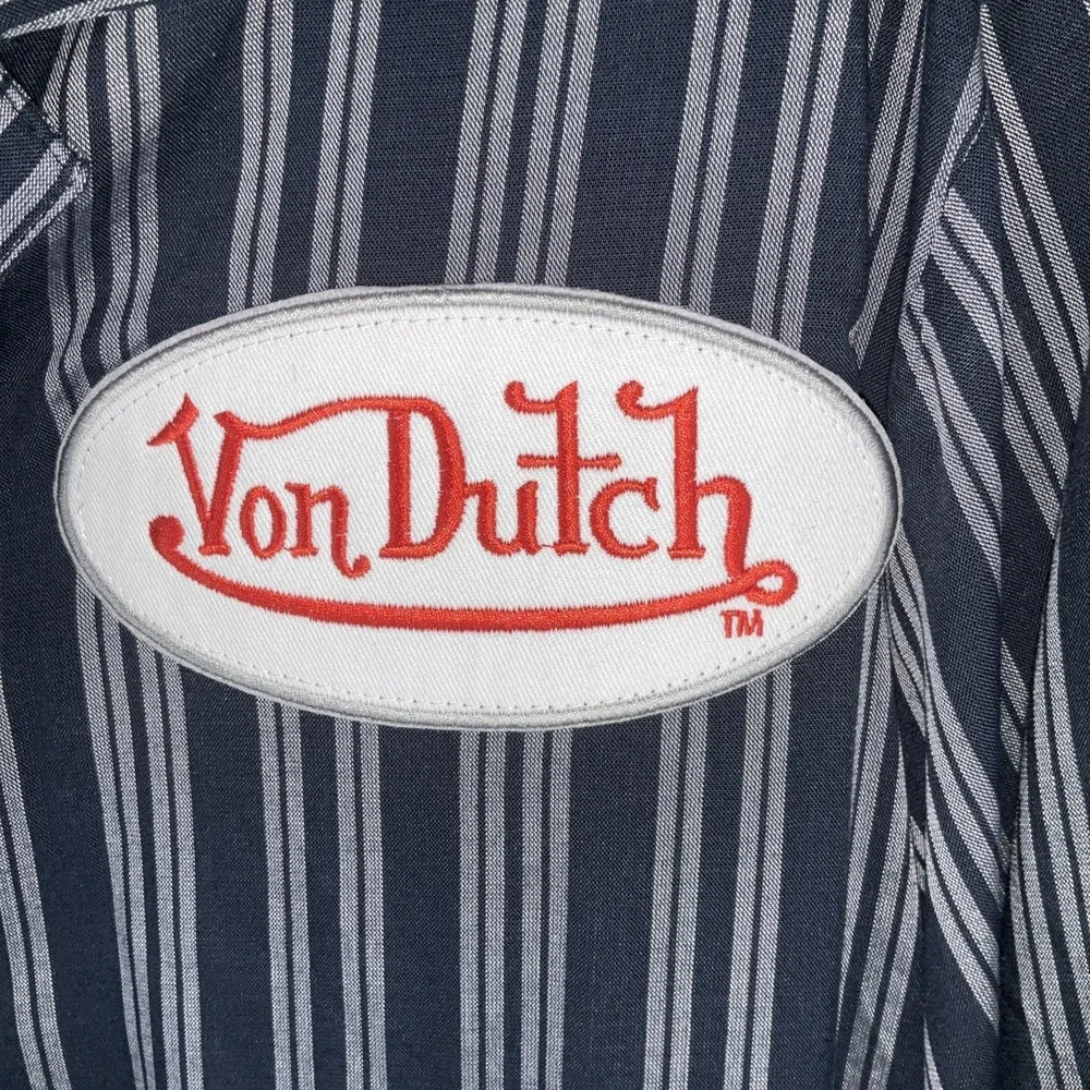 Von Dutch Men's Striped Button Up Shirt‎ Blue Gray Logo Patch Y2K Style Casual